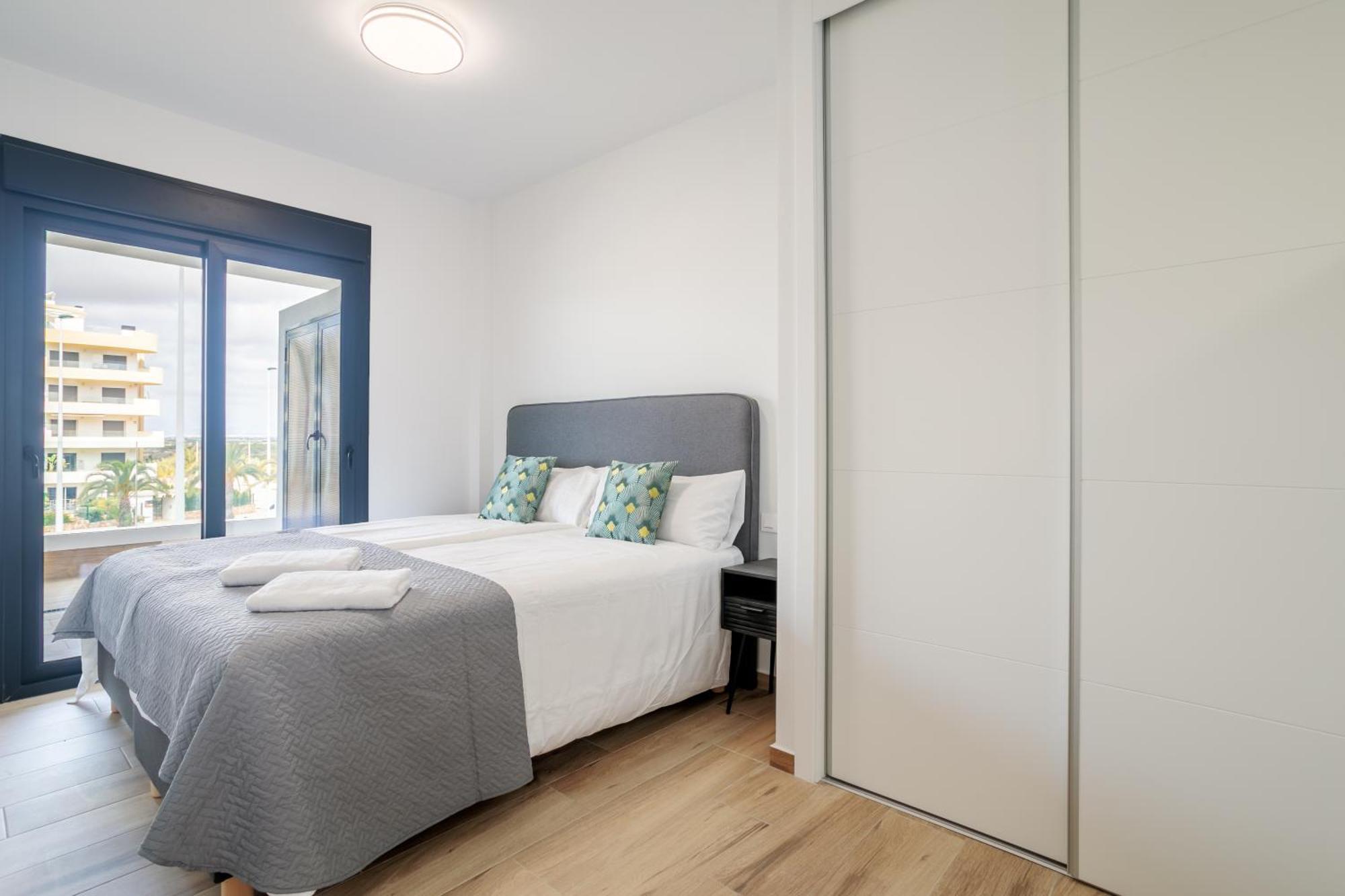 Arenales Terrace Refugee New Apartment With Pool And Gym อาเรนาเลส เดล ซอล ภายนอก รูปภาพ