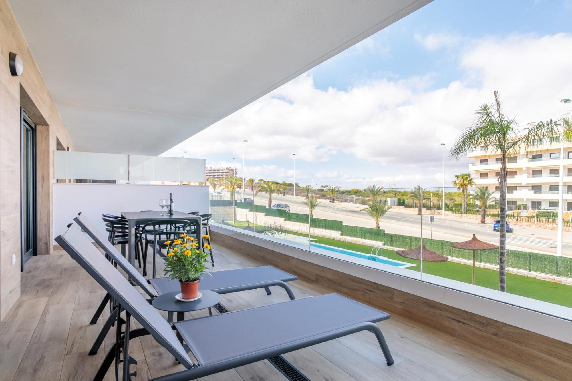 Arenales Terrace Refugee New Apartment With Pool And Gym อาเรนาเลส เดล ซอล ภายนอก รูปภาพ