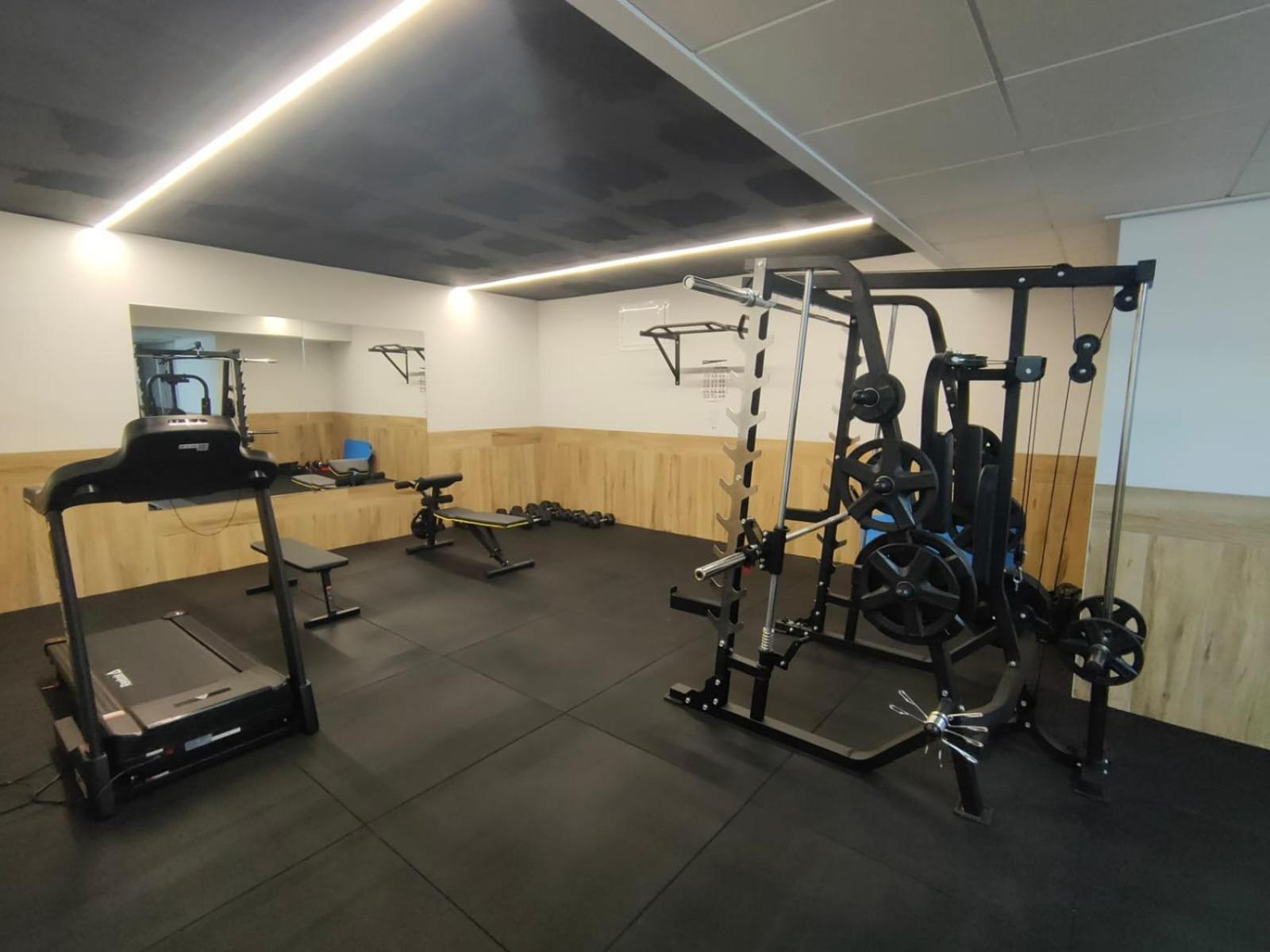 Arenales Terrace Refugee New Apartment With Pool And Gym อาเรนาเลส เดล ซอล ภายนอก รูปภาพ
